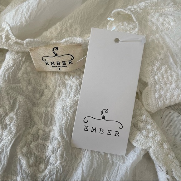 NWT Ember woman’s lace top off white embroidered size large boho chic romantic - Picture 3 of 15